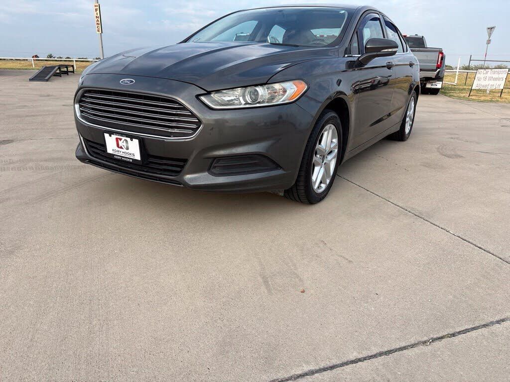2016 FORD Fusion