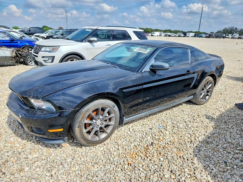 2011 FORD Mustang