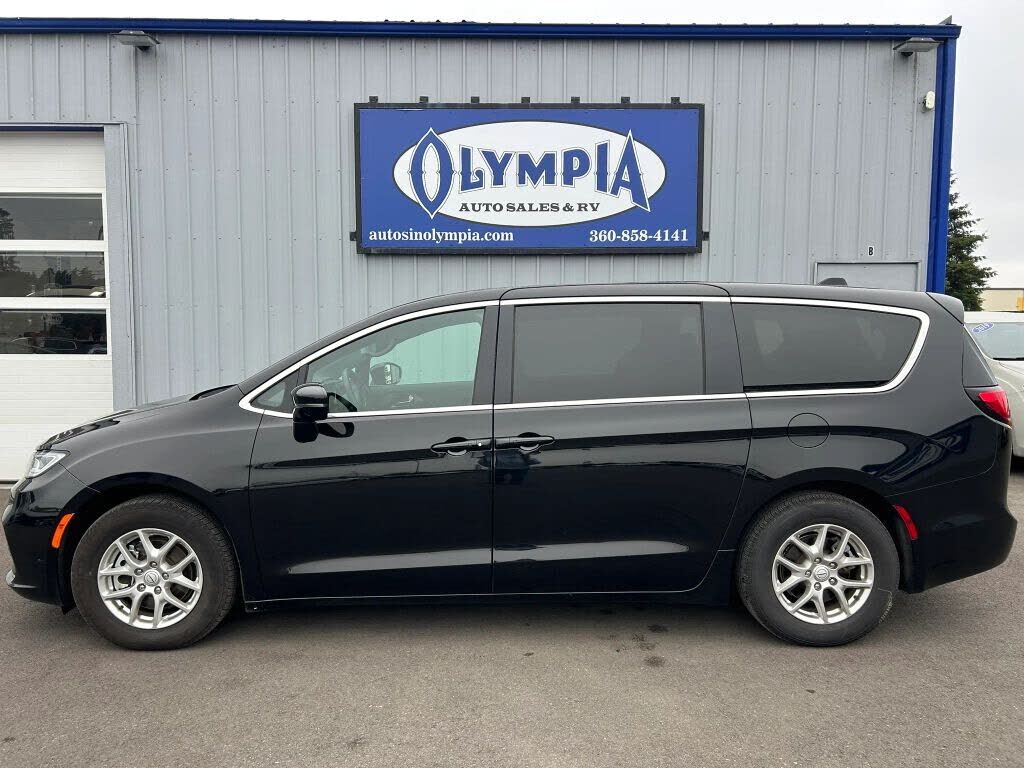 2025 CHRYSLER Pacifica