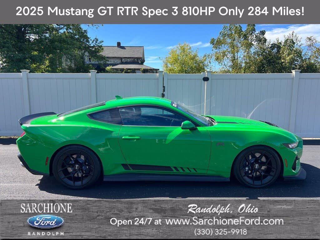 2025 FORD Mustang