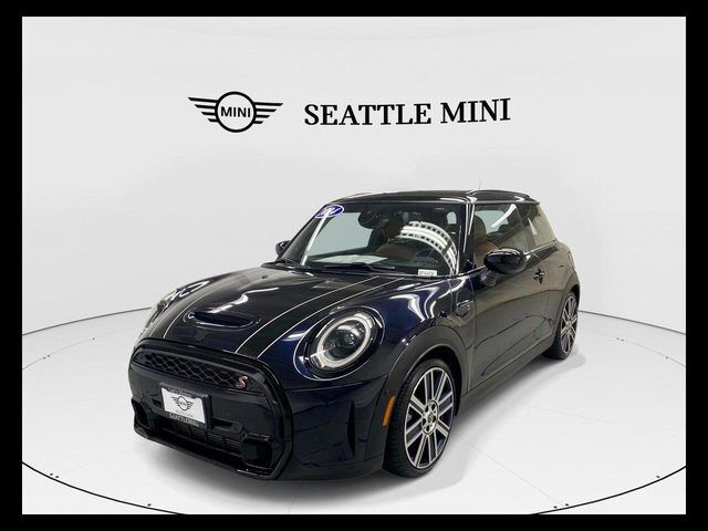 2024 MINI Hardtop