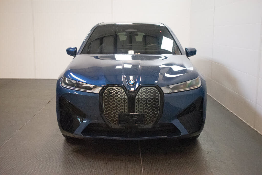 2024 BMW iX