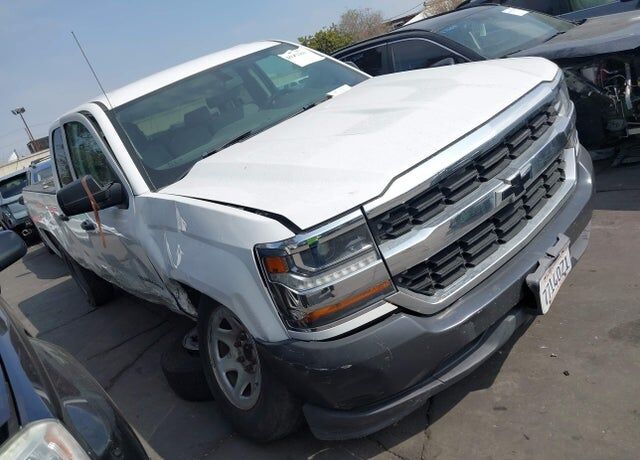 2017 CHEVROLET Silverado