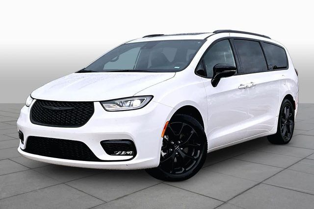 2025 CHRYSLER Pacifica