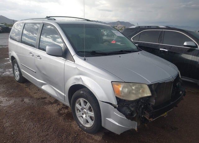 2010 CHRYSLER Town and Country