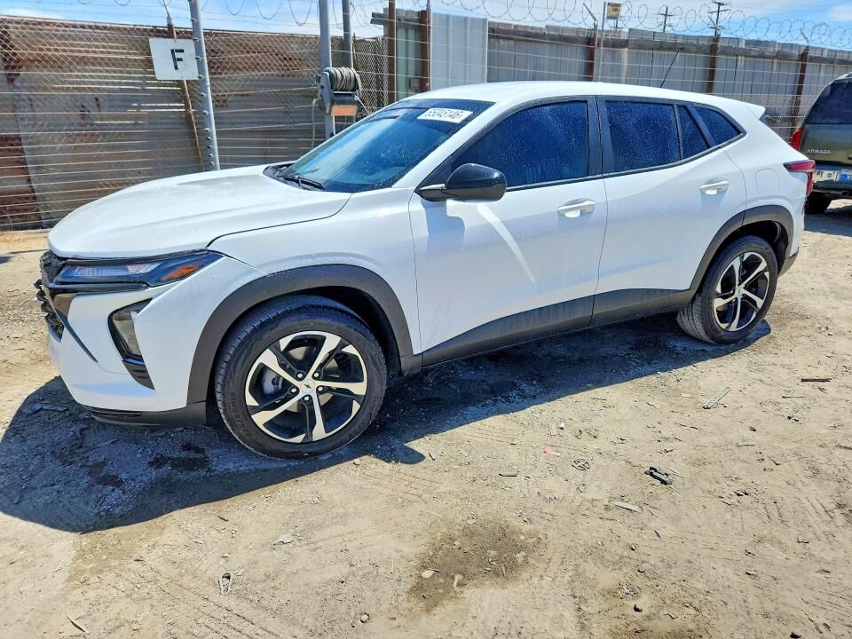 2024 CHEVROLET Trax