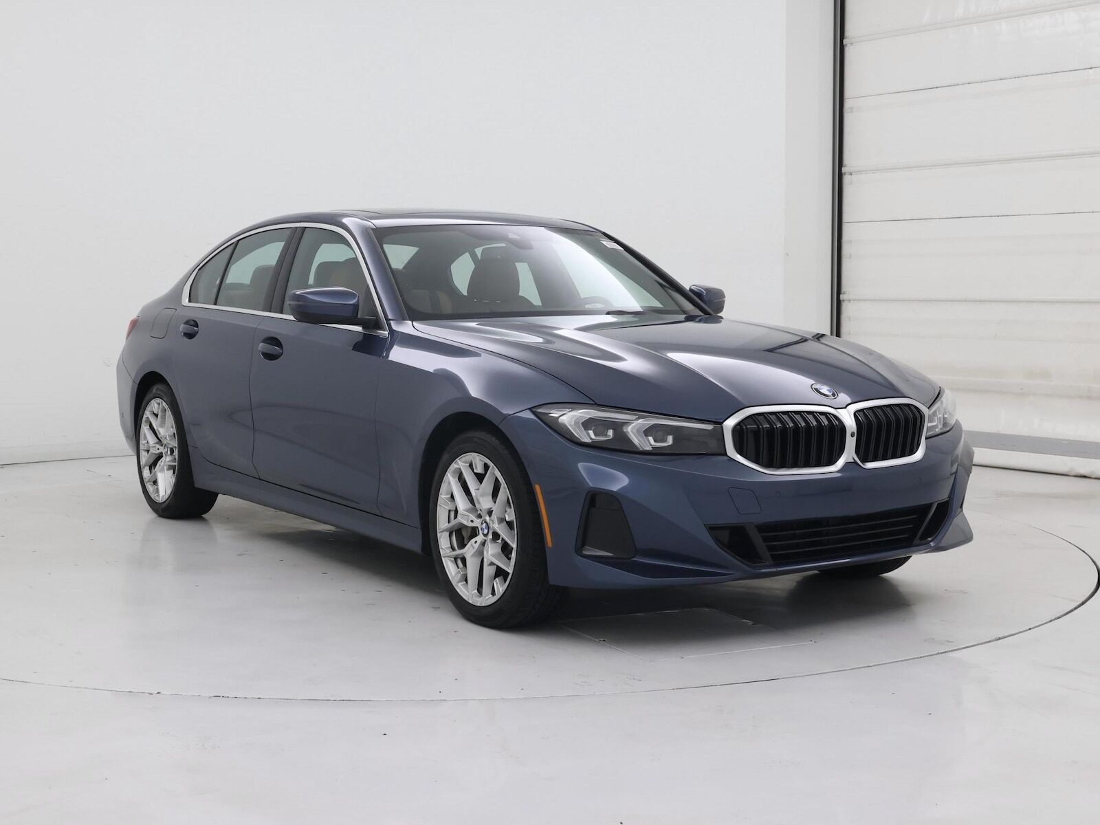 2025 BMW 330i