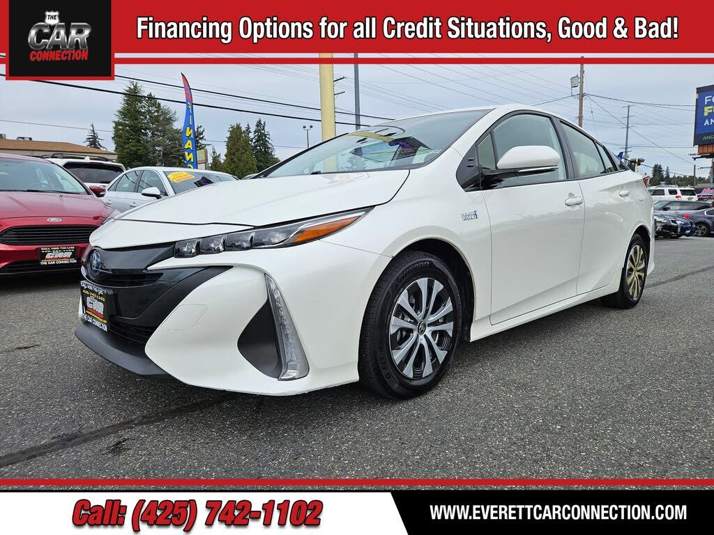 2020 TOYOTA Prius