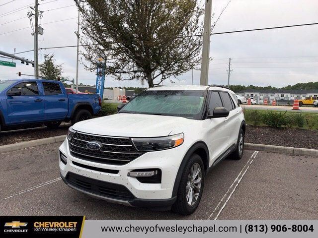 2023 FORD Explorer