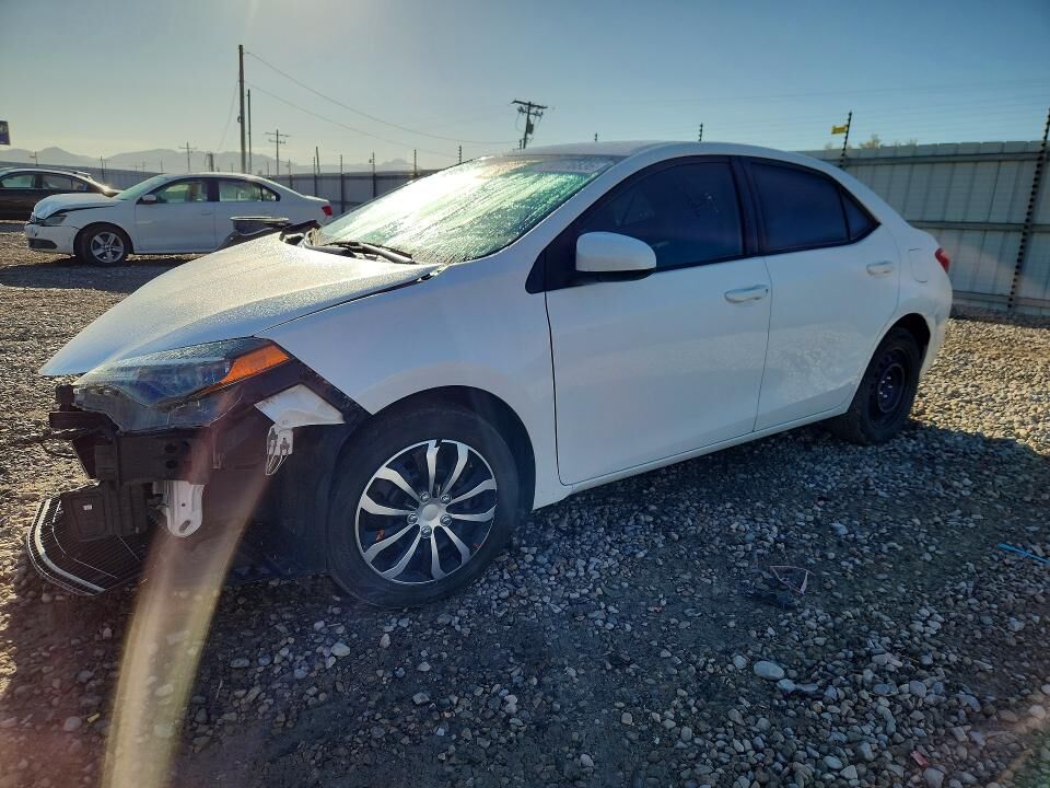 2018 TOYOTA Corolla