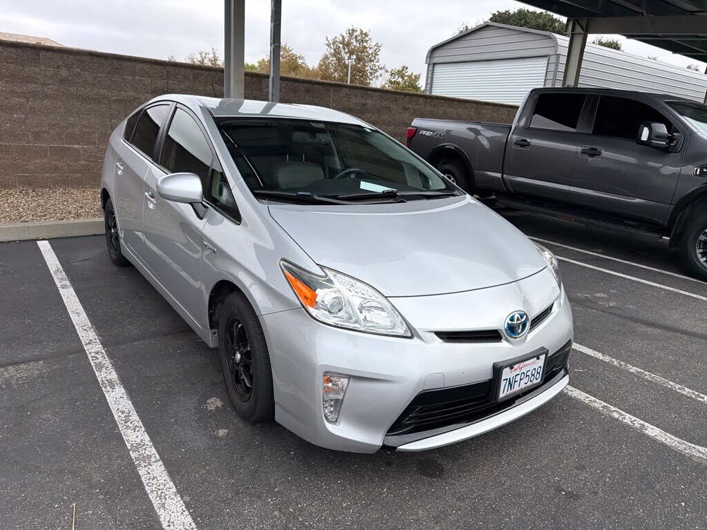 2015 TOYOTA PRIUS