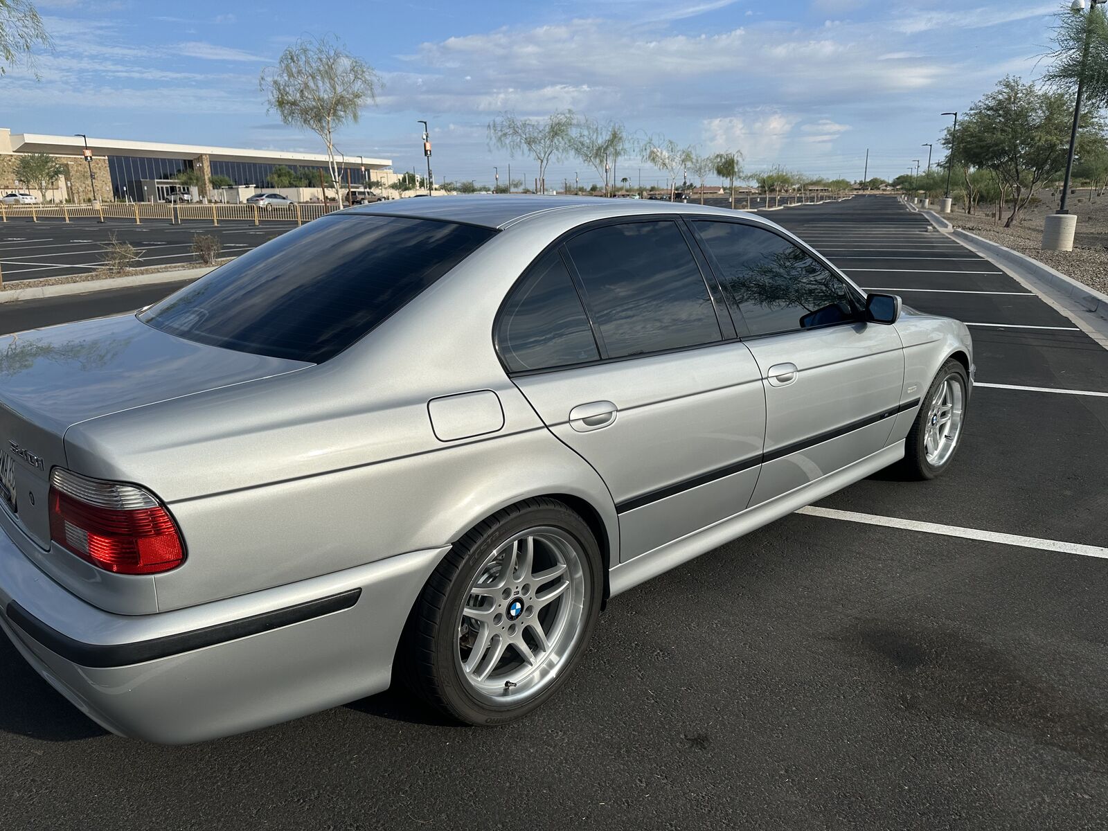 2003 BMW 540iA
