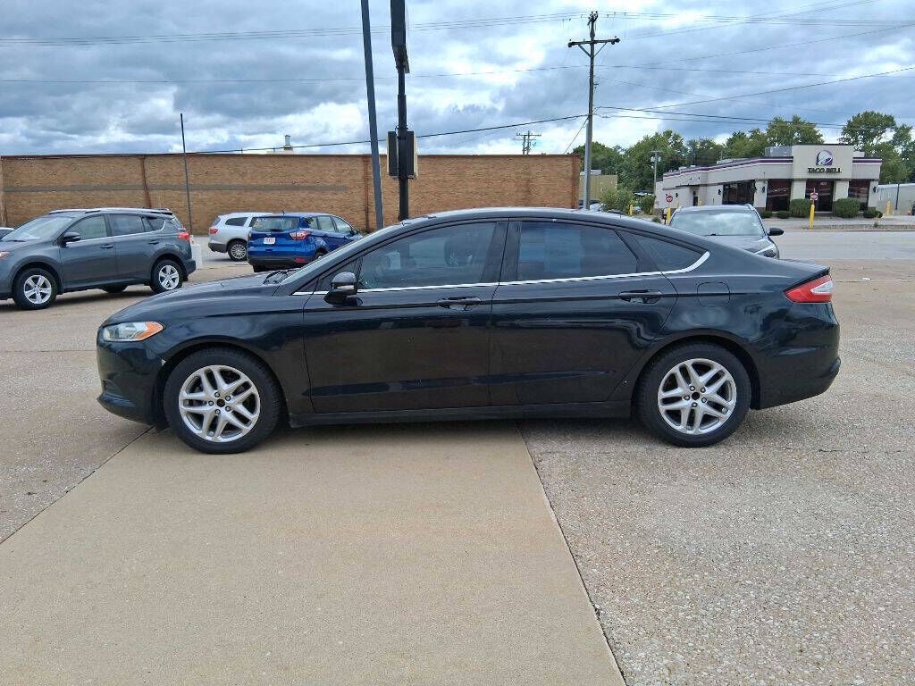 2013 FORD Fusion