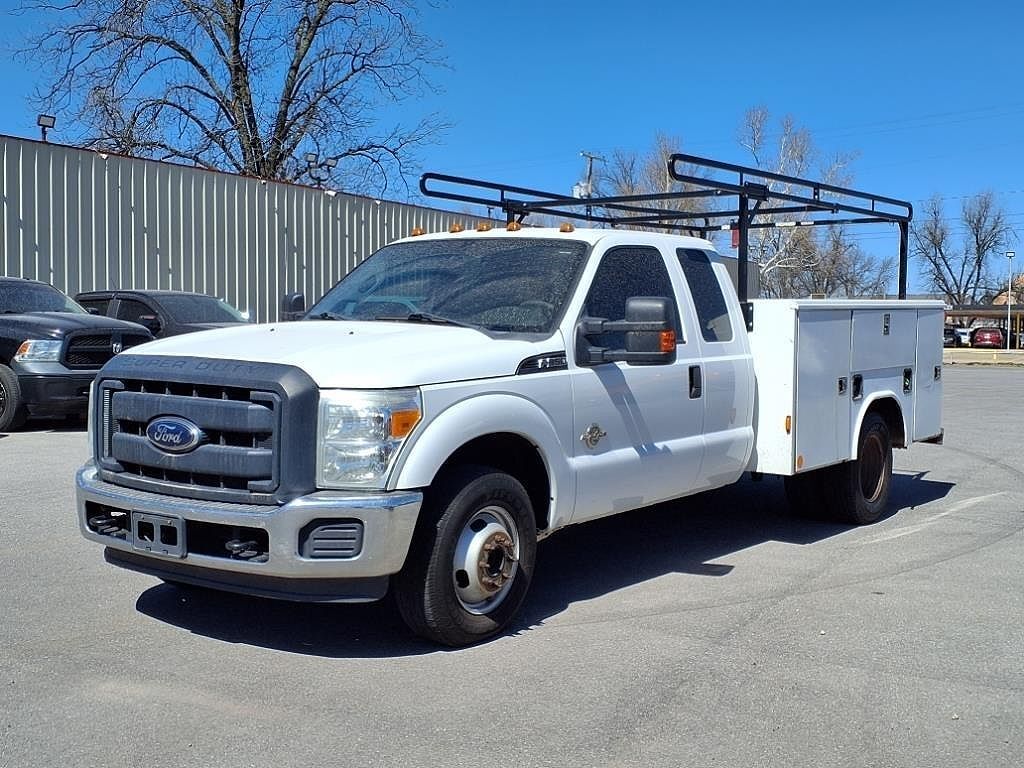 2012 FORD F-350