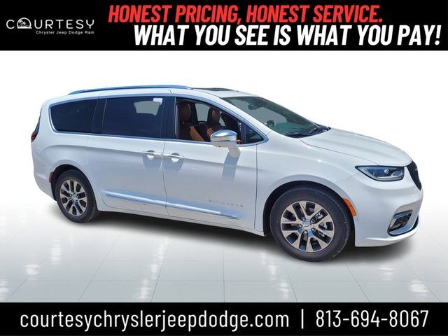 2024 CHRYSLER Pacifica
