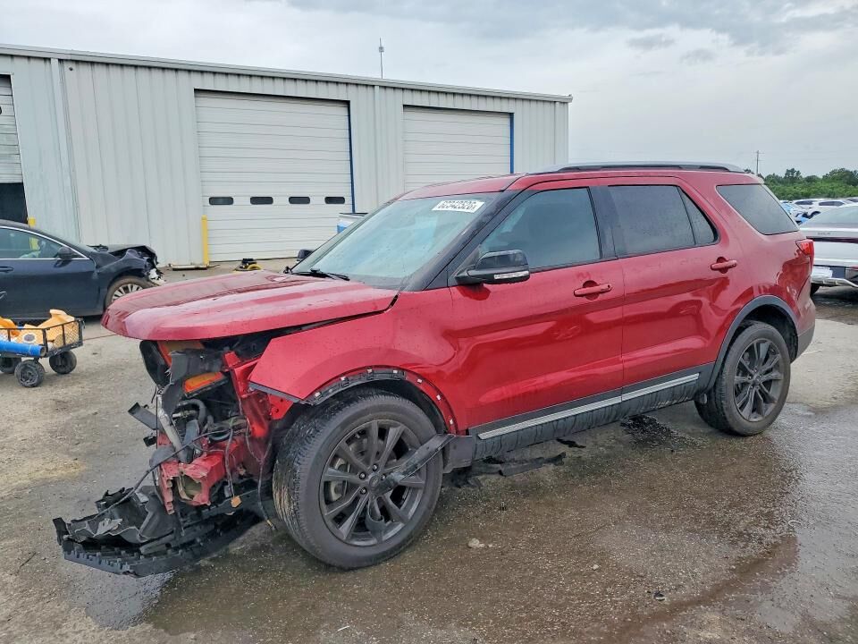 2017 FORD Explorer