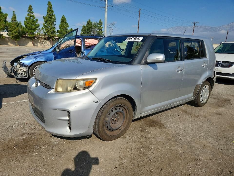2011 TOYOTA SCION