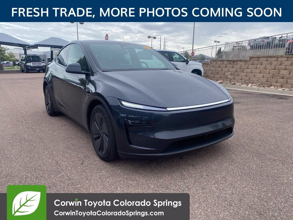 2026 TESLA Model Y