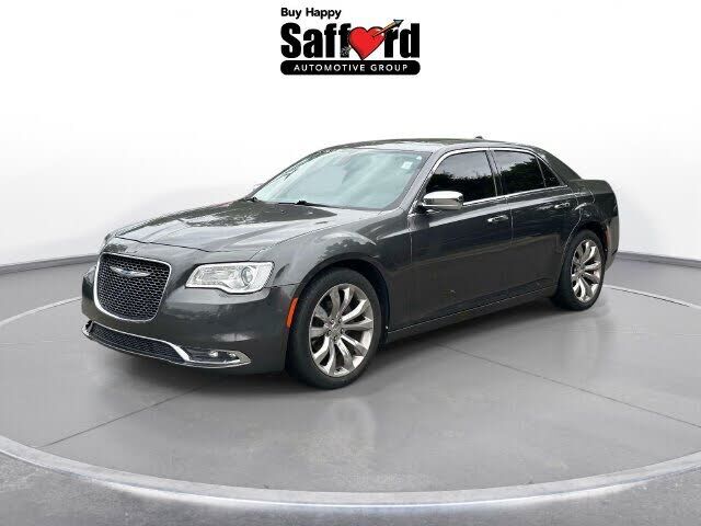 2019 CHRYSLER 300