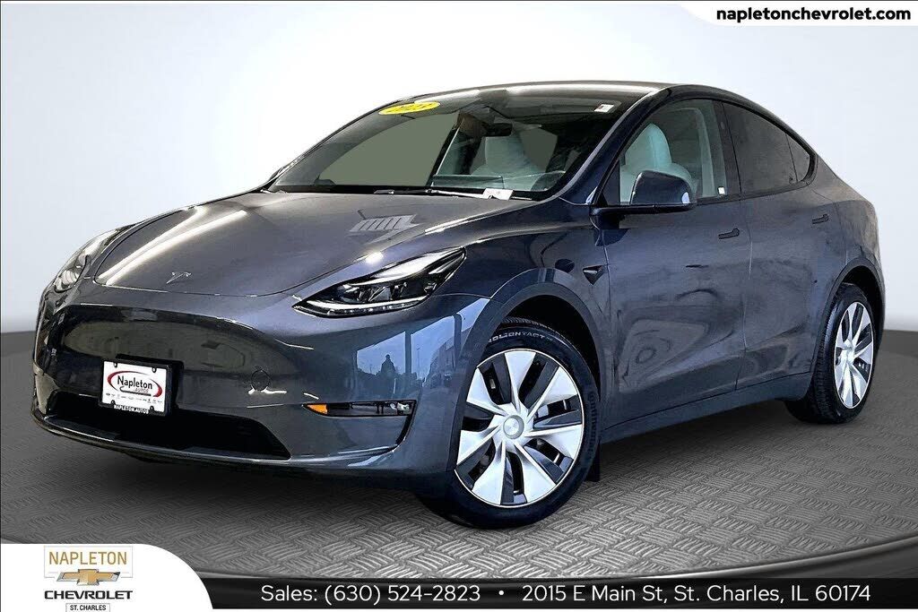 2023 TESLA Model Y