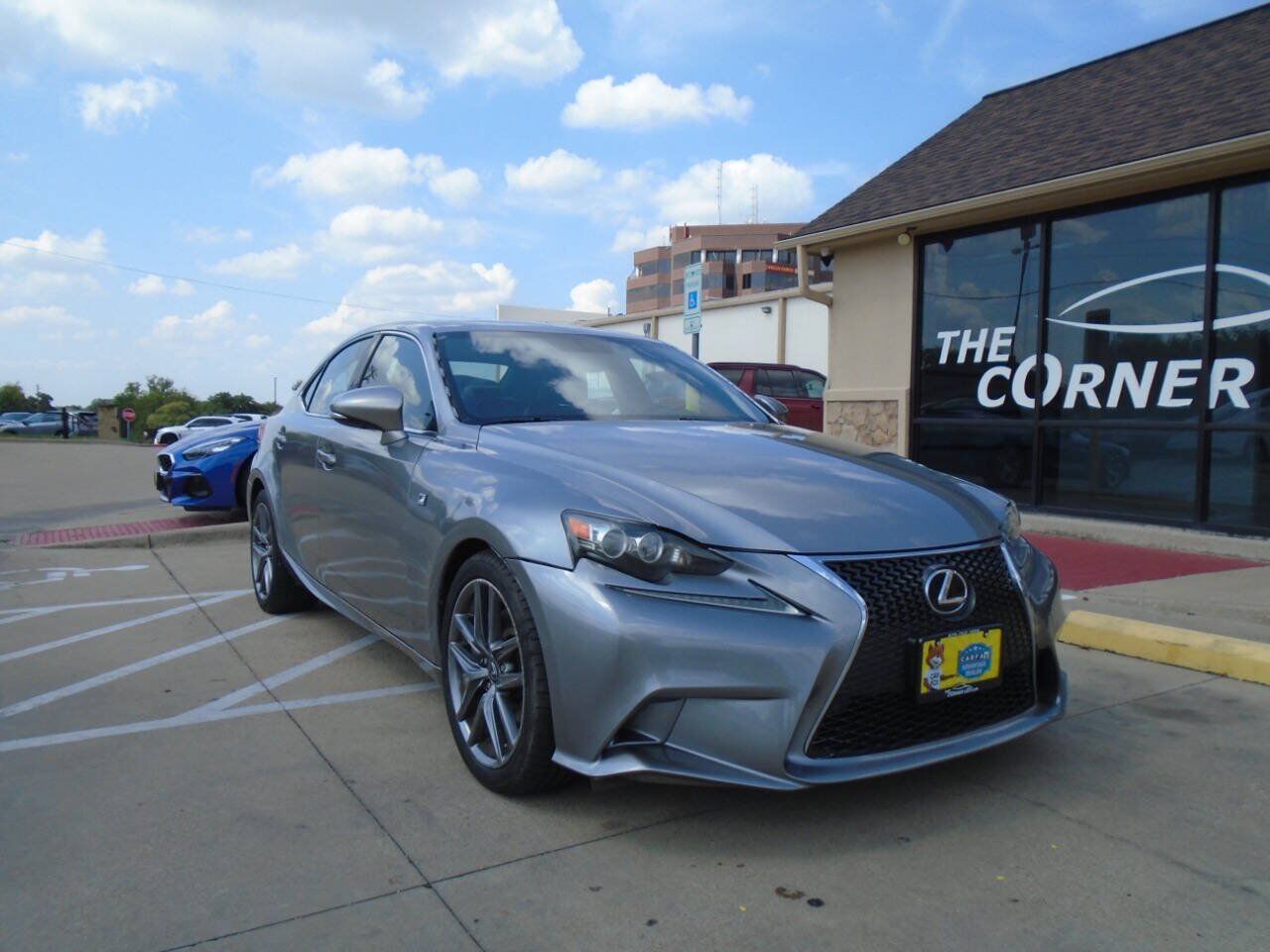 2016 LEXUS IS