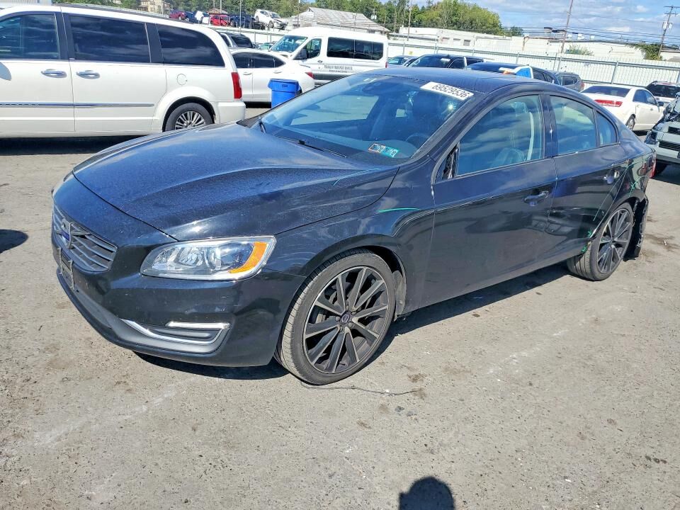 2017 VOLVO S60
