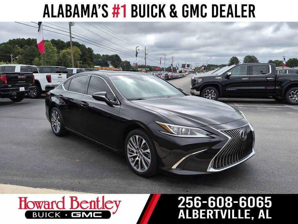 2019 LEXUS ES