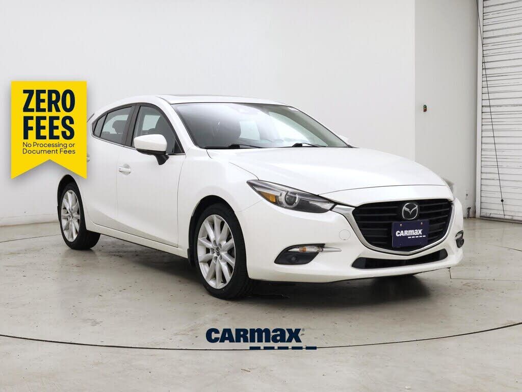 2017 MAZDA Mazda3