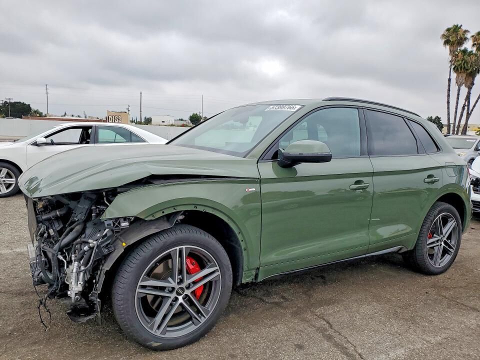 2024 AUDI Q5 e