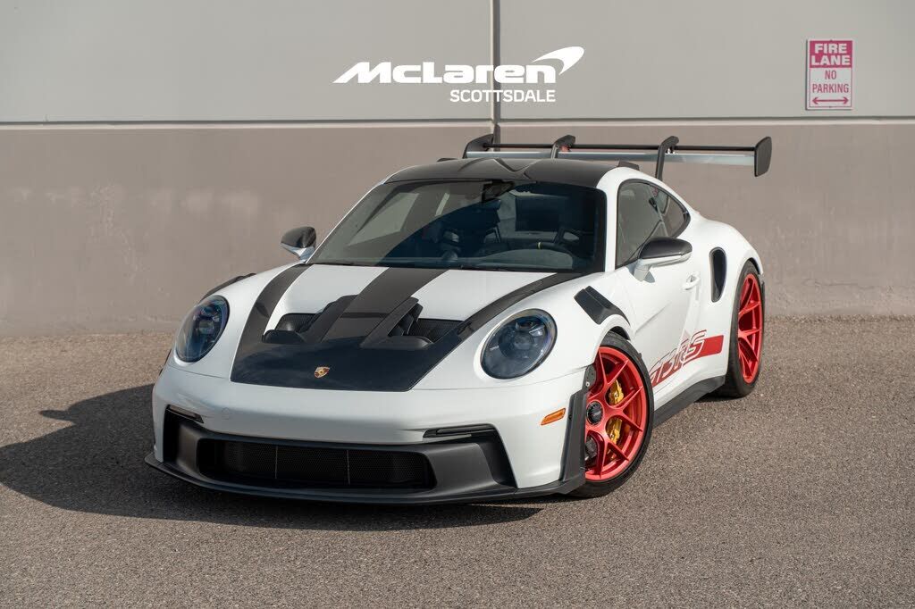 2025 PORSCHE 911