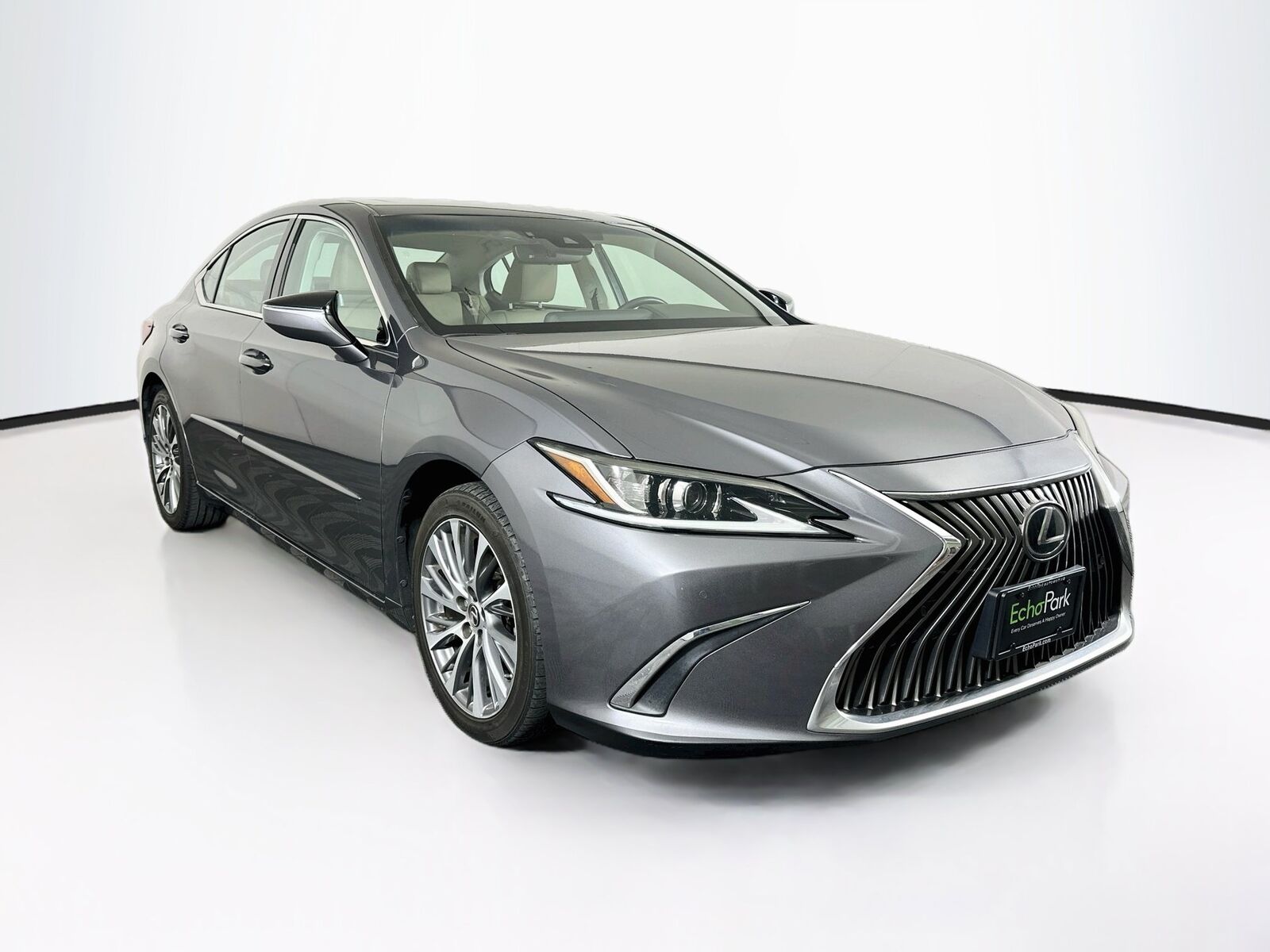 2020 LEXUS ES