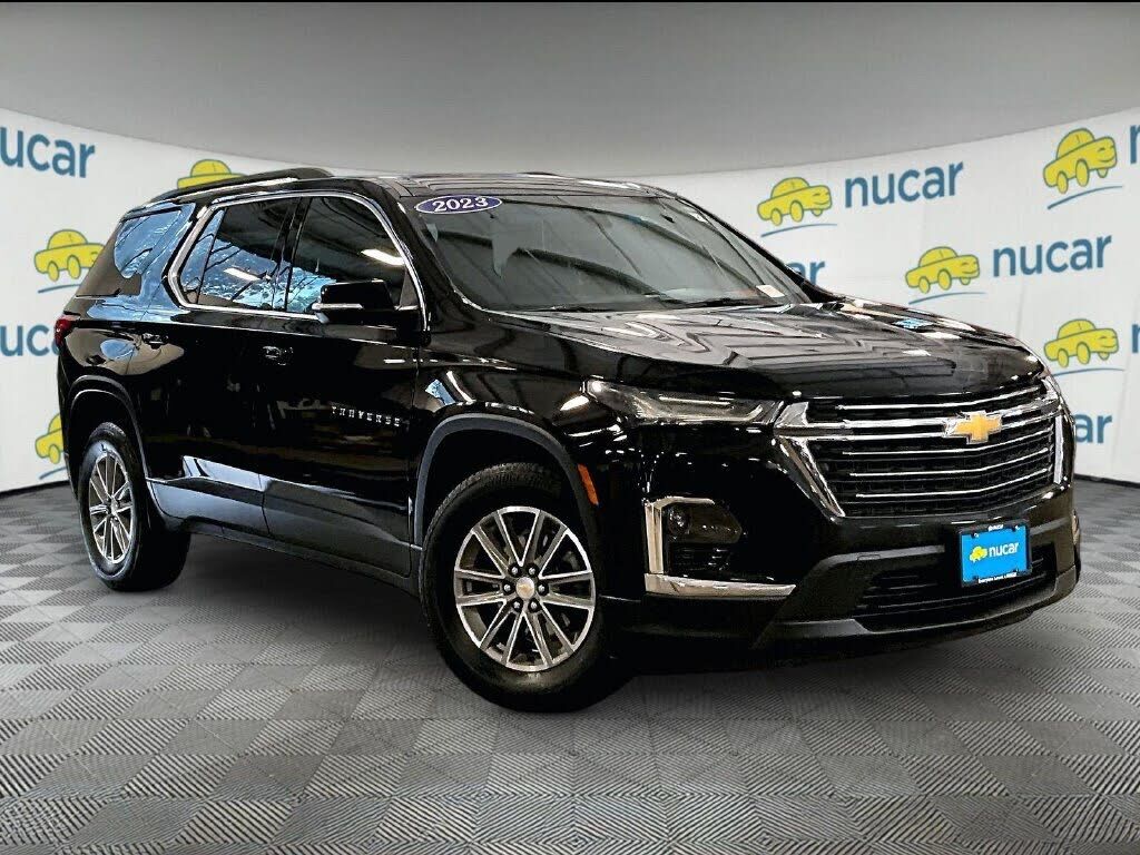 2023 CHEVROLET Traverse