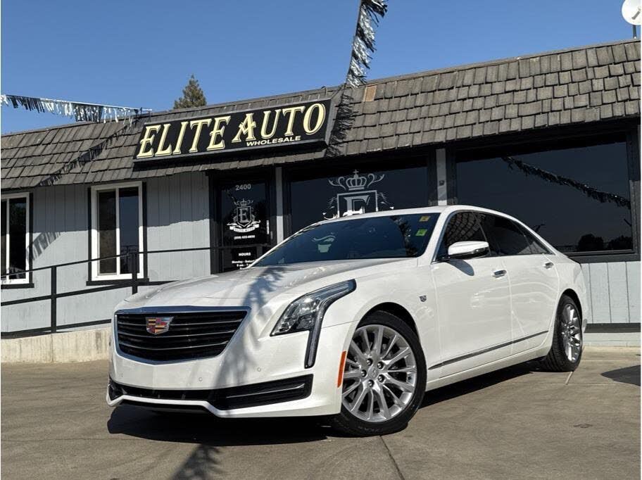 2017 CADILLAC CT6