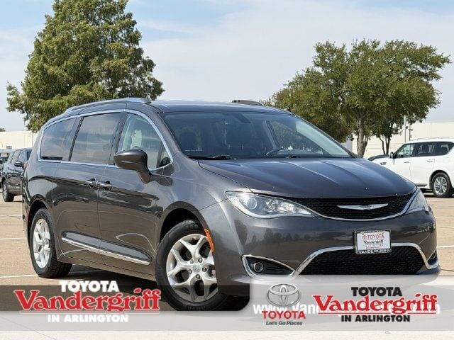 2018 CHRYSLER Pacifica