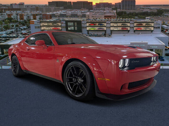 2021 DODGE Challenger