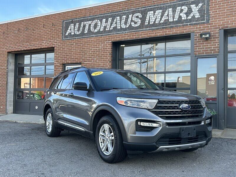 2021 FORD Explorer