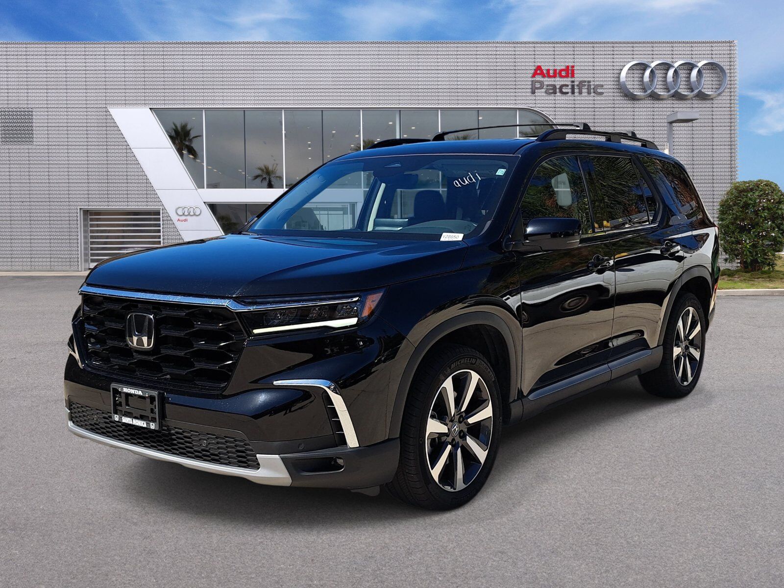 2024 HONDA Pilot
