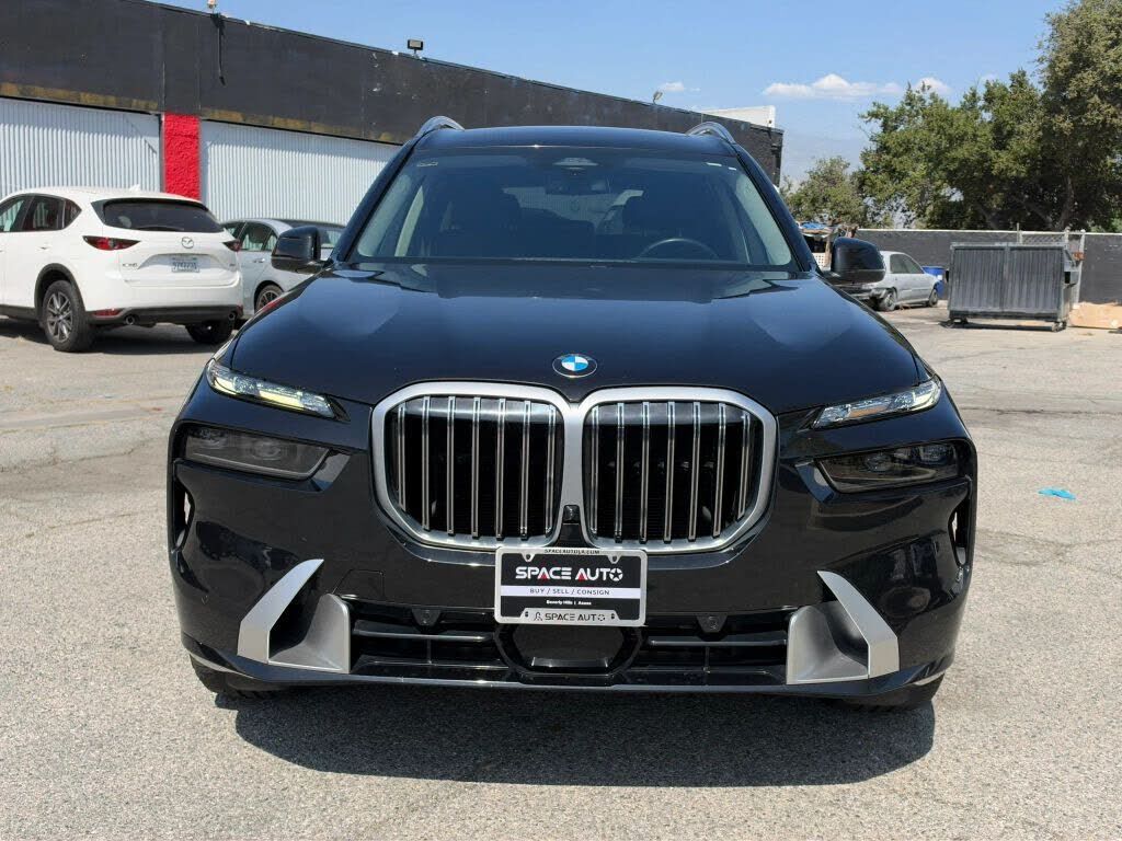 2024 BMW X7