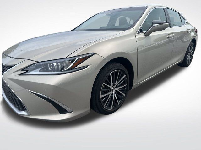 2024 LEXUS ES