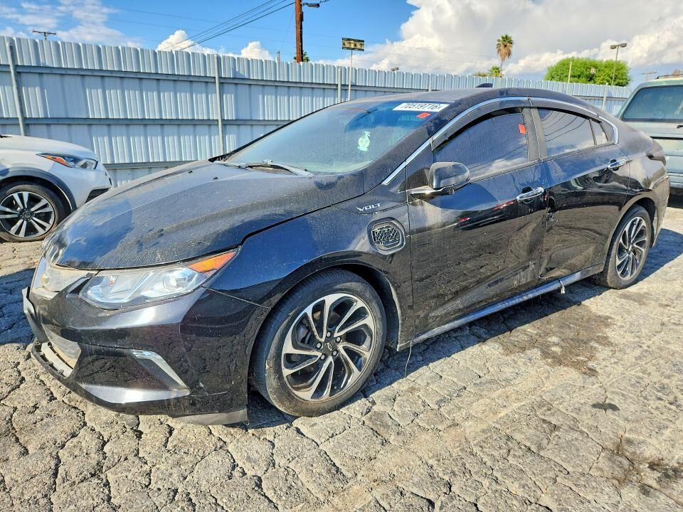 2017 CHEVROLET Volt