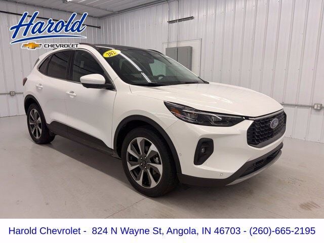 2024 FORD Escape