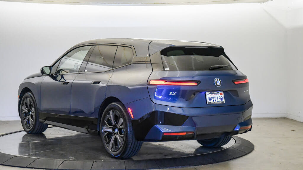 2024 BMW iX