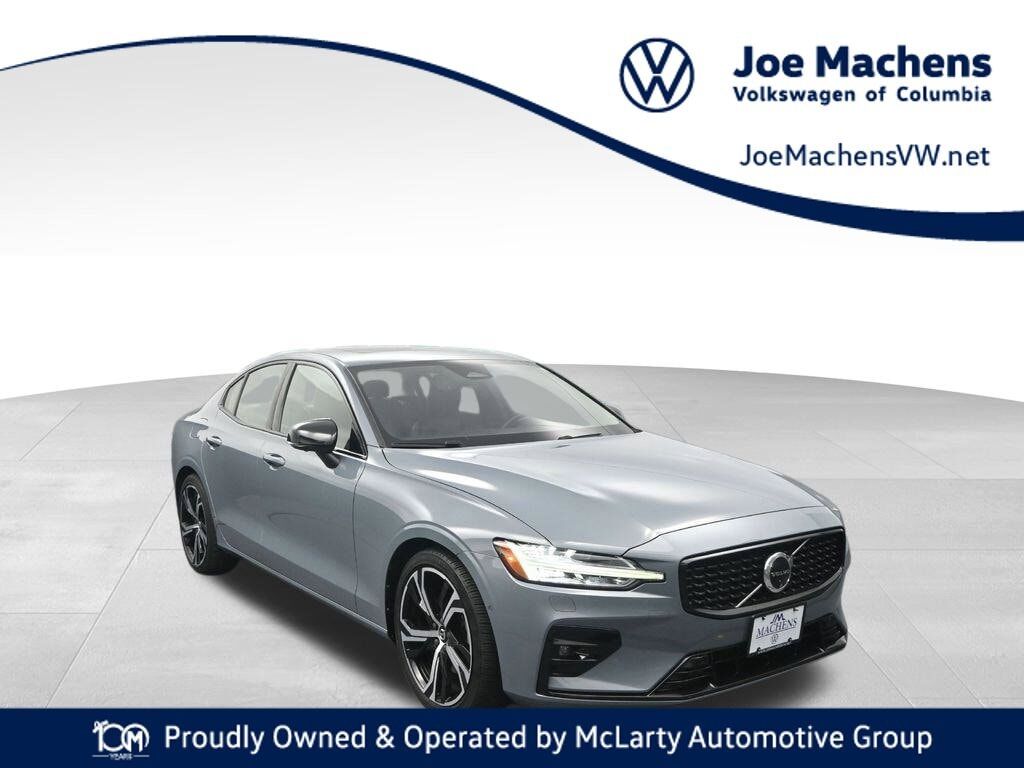 2024 VOLVO S60