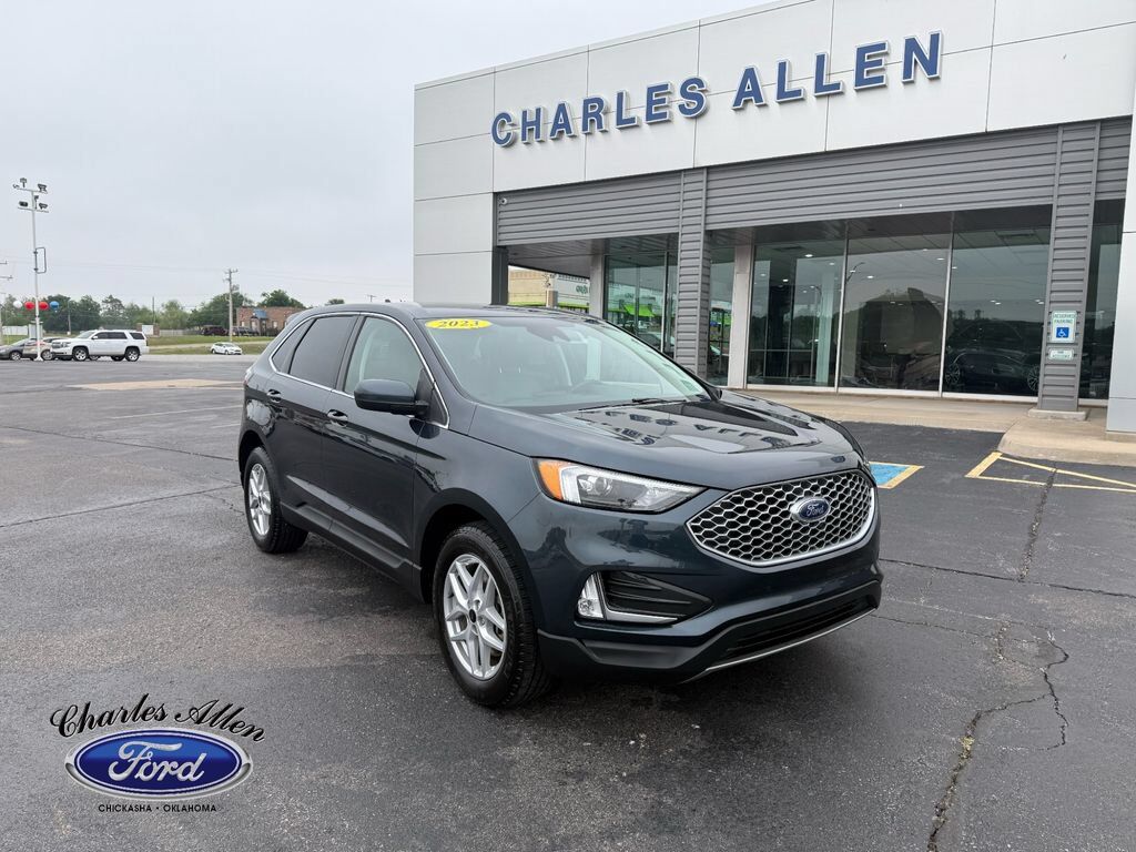2023 FORD Edge