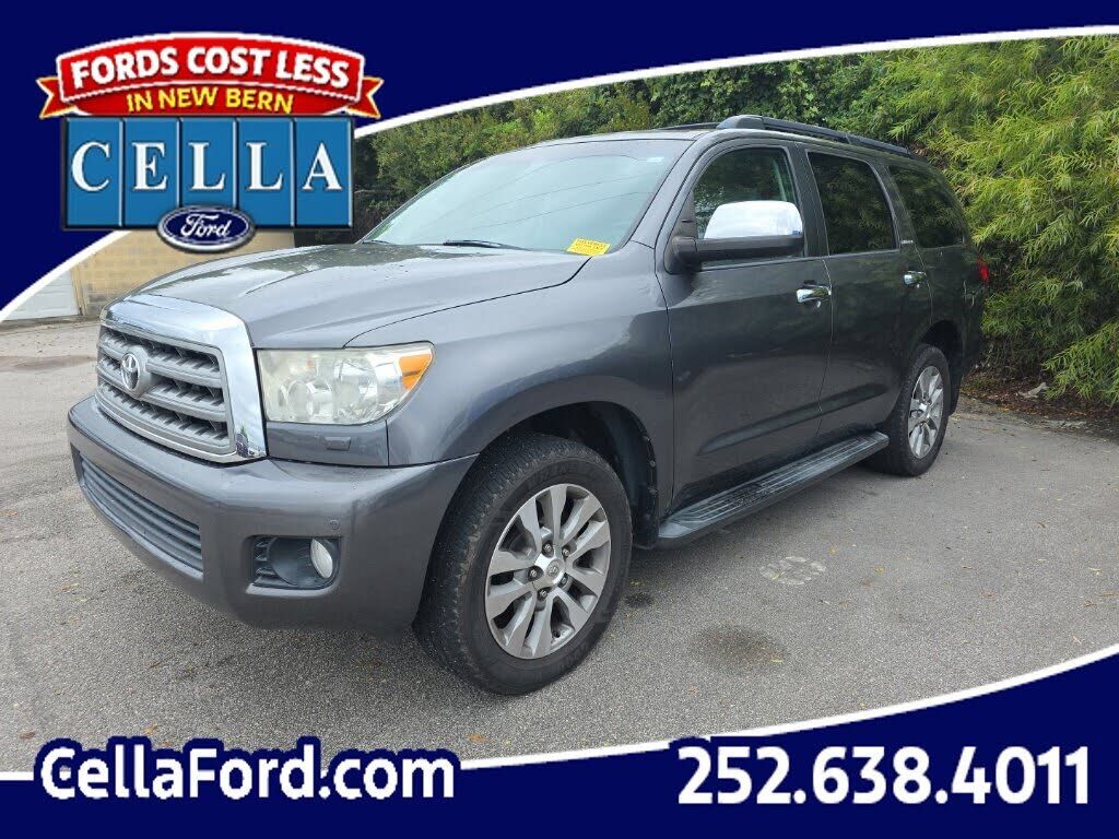 2016 TOYOTA Sequoia