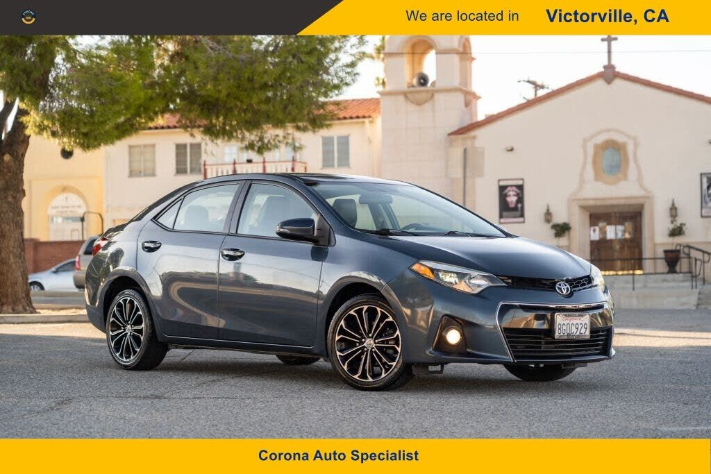 2016 TOYOTA Corolla