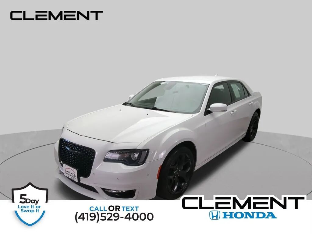 2022 CHRYSLER 300