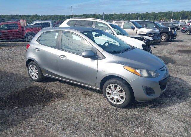 2011 MAZDA Mazda2