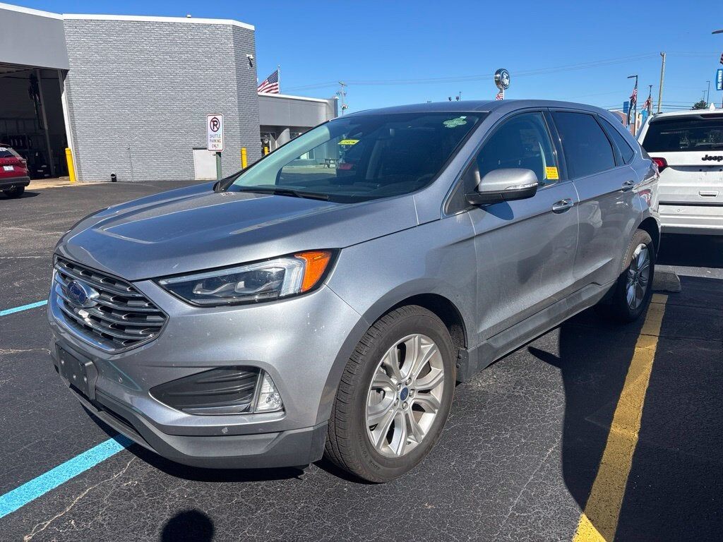 2022 FORD Edge