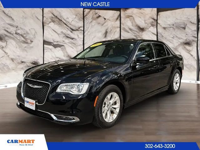 2019 CHRYSLER 300